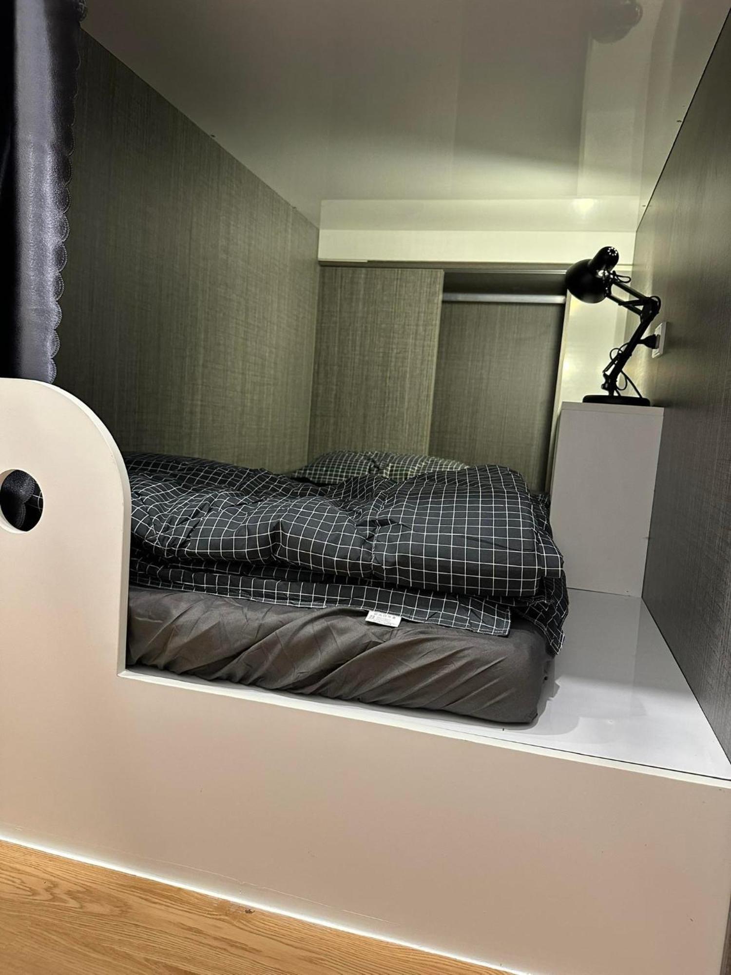 Alphabet Home Capsule Хошимин Экстерьер фото